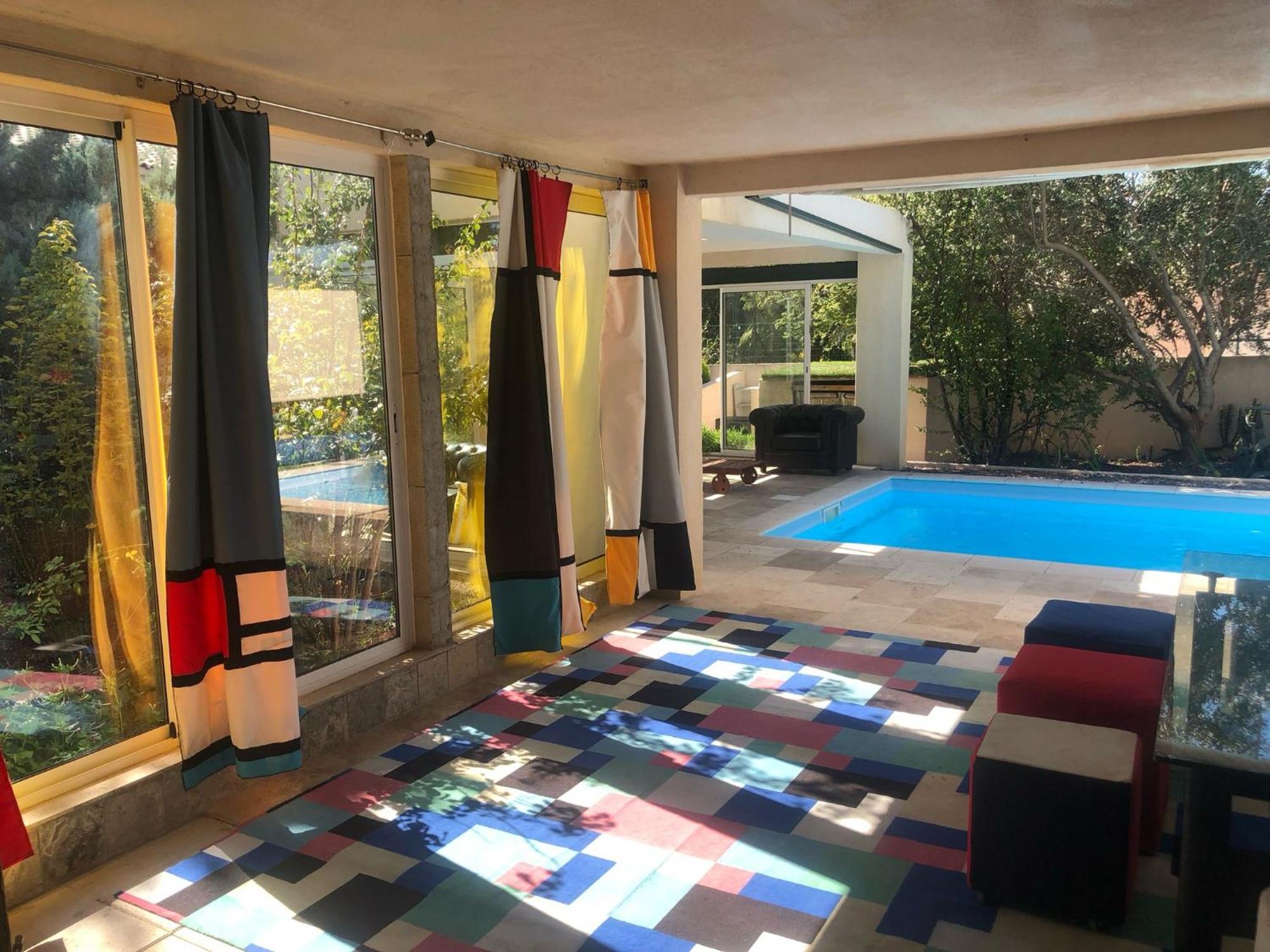 Habitación en casa particular Avec Piscine