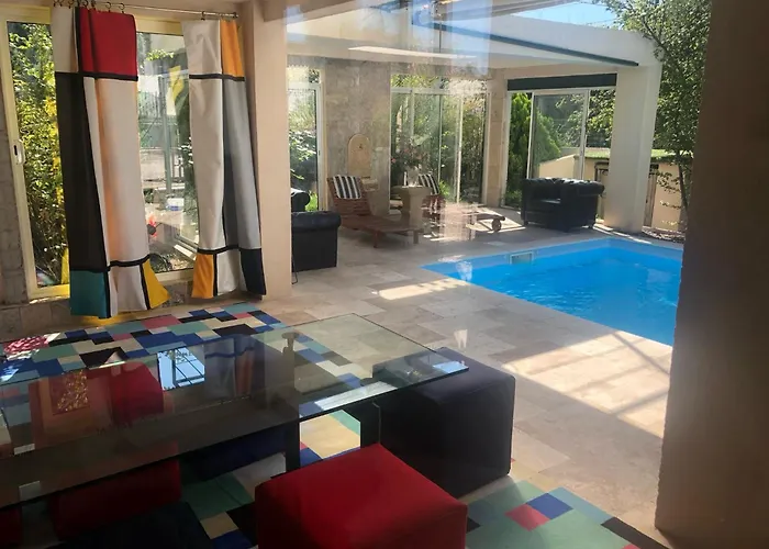 Chambre Chez L\'Habitant Avec Piscine